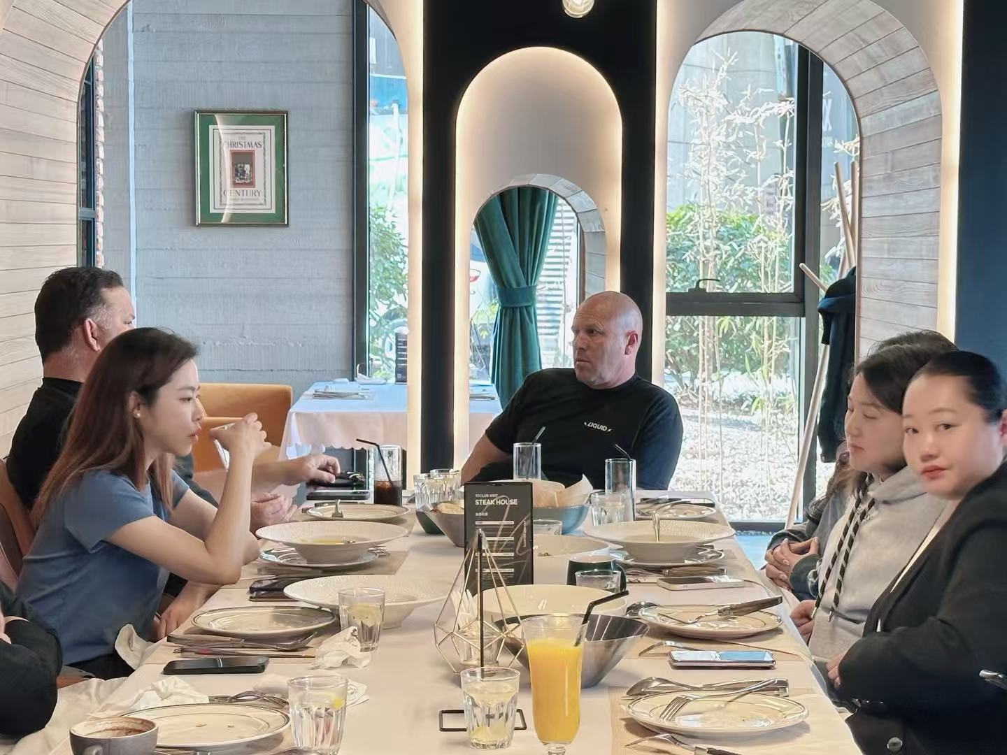 Visitors from LIQUID GRAPHICS US